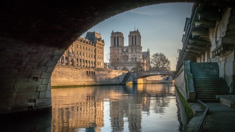 notredame, paris, france-4688554.jpg